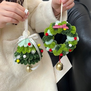 Decorazione Natalizia Fai-da-Te: Bastoncini Intrecciati per Albero di Natale, Campanelle in Plastica per Auto e Porte - Product Image 6