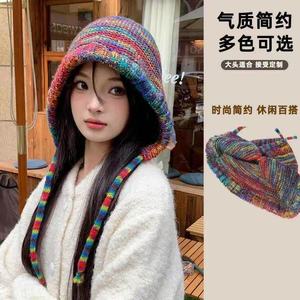 Gorro de punto con degradado de arcoíris Xi Boyu con correas ajustables, estilo cálido de invierno para mujer - Product Image 5