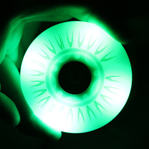 Ruote Luminose OEM in PU da 80mm per <span class=keywords><strong>Pattini</strong></span> in Linea, Resistenti all'Usura, con LED Arcobaleno Lampeggianti per Esterni - Product Image 5