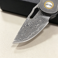 Couteau de poche de haute qualité à lame en acier Damas, couteau pliant pour le camping avec manche en os de vache pour le camping et la chasse