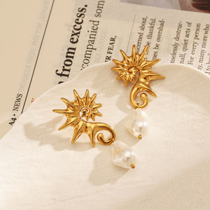 Pendientes colgantes de acero inoxidable con diseño geométrico en forma de estrella de perlas de imitación para uso diario de las mujeres - Product Image 3