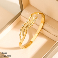 Bracelet pour femme en acier inoxydable plaqué or 18 carats, zircon, design irrégulier, chic, élégant, sophistiqué, de haute qualité, unique