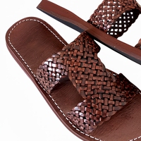 Sandales plates en cuir véritable marron, à bout ouvert, faciles à enfiler, respirantes, style été, avec lanières tressées, semelle extérieure en caoutchouc, pour la plage et les vacances