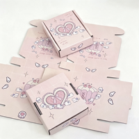Boîtes rigides mignonnes en forme de chat rose de dessin animé, petites boîtes d'expédition portables, laminage brillant, gaufrage pour emballage cadeau, cadres photo