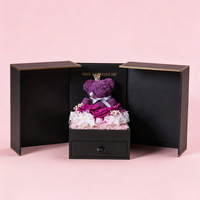 Boîte cadeau de fleurs éternelles - une boîte cadeau de fleurs en forme d'ours - boîte à bijoux - cadeau pour la Saint-Valentin