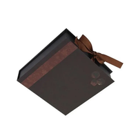 Emballage de Cupcake Dessert en papier kraft blanc de qualité alimentaire recyclable Boîtes à gâteaux personnalisées avec impression en relief par fenêtre