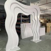 Arc de couleur personnalisé ouvert spécial 3D combinaison de toile de fond incurvée toile de fond de scène de mariage douche nuptiale