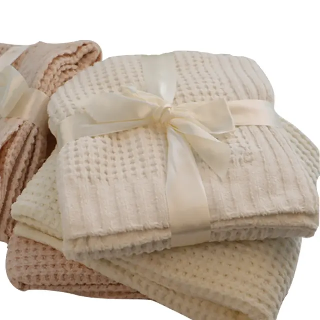 Wholesale Price Loverly Soft Crochet Receiving Baby Blanket for Newborns Eco Friendly Shawl Blanket Swaddle Luxury