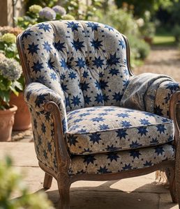 Tela de Tapicería Estampada con Estrellas Azules y Blancas de Alta Calidad por Metro, Textil Decorativo Contemporáneo para Muebles y Sillas - Product Image 1