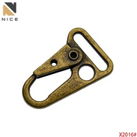 Gesper Carabiner taktis kustom antikarat Olecranon pelatuk logam kait jepret tahan lama gesper gesper paruh elang untuk gantungan kunci tas