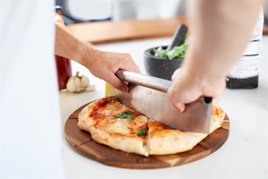 Tabla de cortar de madera profesional para Pizza con juego de cortadores de Pizza-Cortador de Pizza de cocina y tabla de servir-Herramientas de <span class=keywords><strong>Chef</strong></span> ecológicas - Product Image 4