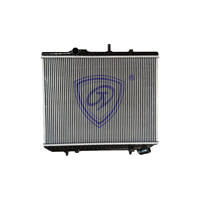 Radiateurs pour accessoires de voiture JD 40052 pour 6615003902 Radiateur MB100/140 MT Réservoir de radiateur de voiture