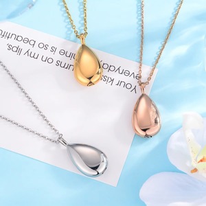 Pendentif urne commémorative élégant en forme de goutte d'eau, plaqué or 18 carats, en acier inoxydable, pour cendres humaines et animales de compagnie - Product Image 2