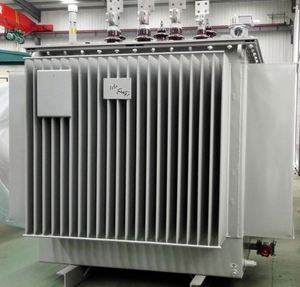 Transformador Trifásico Sumergido en Aceite S11 con Certificación CE/ISO, 30kVA-2500kVA, 35kV/220V-380V, 50/60Hz, Baja Pérdida, Industrial - Product Image 3