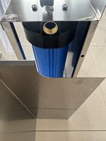 Système de filtration d'eau pour toute la maison Big Blue 20 pouces à 3 étapes avec armoire en acier inoxydable de qualité 304 pour l'eau de puits domestique