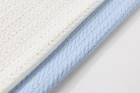Haut en maille bleu clair perlé à col ondulé et manches courtes pour femme, élégant, ajouré, texturé, à manches bouffantes, en maille douce pour le quotidien