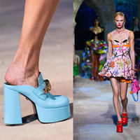 Mules à plateforme pour femmes, fabriquées sur mesure, à enfiler, sexy, à talons très hauts, décorées d'une chaîne métallique