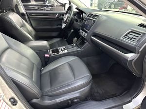 Subaru Outback Usato, SUV AWD, <span class=keywords><strong>Station</strong></span> <span class=keywords><strong>Wagon</strong></span> 2.5L CVT, Guida a Sinistra, Veicolo per Esportazione in Africa e Medio Oriente - Product Image 5