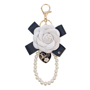 Creative Eco-friendly PU Leather Rose Flower Bag Pendant Accessory New Fashion Bowknot Camellia Carabiner Keychain Digital
