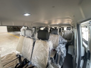 KAMA ESP8 Pure EV 300km 400km Mini Micro minibus électrique avec 11 sièges, véhicule utilitaire léger à essence 2.0L, fourgonnette de transport de marchandises à énergie nouvelle - Product Image 4