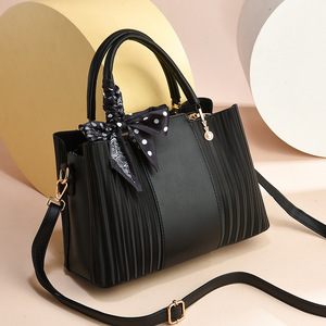 Nouveauté Sac à bandoulière pour femme en cuir PU, sacs classiques vintage élégants avec décoration de perles, sac à main pour femme - Product Image 4