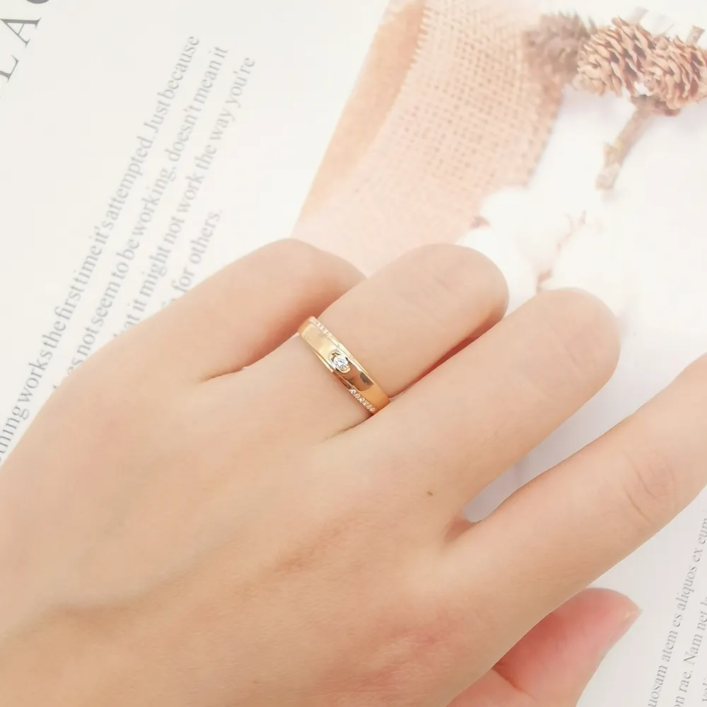 אלגנטי 18k אמיתי מוצק זהב מאהב טבעת תכשיטי יוקרה 18K רוז זהב טבעי יהלומי זוג טבעת חתונה תכשיטים