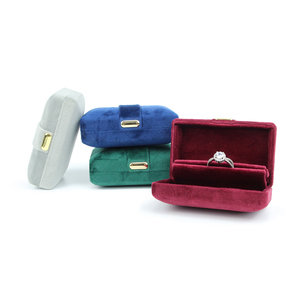 Stock emballage bijoux scatole regalo per imballaggio in scatola di anelli di velluto di fidanzamento sottile all'ingrosso - Product Image 4