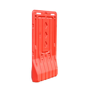 Guard-rail ad incastro per edifici pieni d'acqua, barriere di sicurezza impilabili per divisori stradali temporanei e passaggi pedonali - Product Image 2