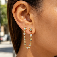 Boucles d'oreilles clous de haute qualité avec longues chaînes à pampilles, zircons ronds, breloques à porter de différentes façons, bijoux double face