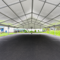 Abri de stationnement automobile à structure en aluminium, grande portée, avec toit en PVC imperméable pour zones de stationnement commerciales