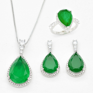 Venta al por mayor verde lágrima pendientes pendiente y collar de fiesta conjunto de joyas - Product Image 1