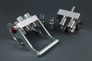 전기 커넥터 용 4 웨이 멀티 커플러 BSP 1/2 ''유압 멀티 커플러 플레이트 - Product Image 3