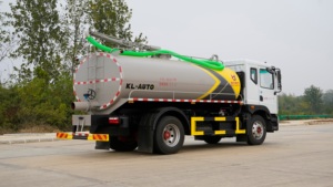 Camion citerne à eaux usées diesel manuel Dongfeng D9 13,5 m, véhicule d'assainissement haute efficacité - Product Image 3