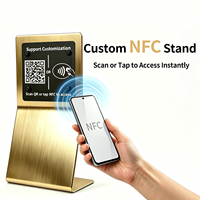 Panneau d'entreprise en métal avec code NFC et QR intégrés pour vérification rapide des informations de la marque et de la devanture de l'entreprise