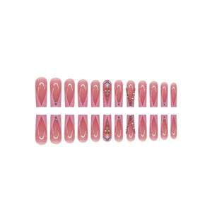 <span class=keywords><strong>Faux</strong></span> Ongles Détachables Polyvalents en <span class=keywords><strong>Marbre</strong></span> Français Scintillant Rose Diamant en Forme de Cœur, Application Classique pour Doigts et Ongles des Pieds – Vente en Gros - Product Image 3