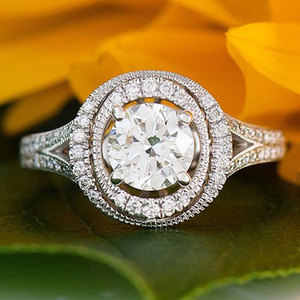 Anello di fidanzamento da donna F1666 in oro bianco con diamante naturale taglio brillante rotondo colore D e montatura a halo - Product Image 2