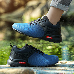 Chaussures de course respirantes en maille noire pour hommes, semelle en caoutchouc antidérapante et résistante à l'usure, baskets décontractées pour la marche en plein air - Product Image 3