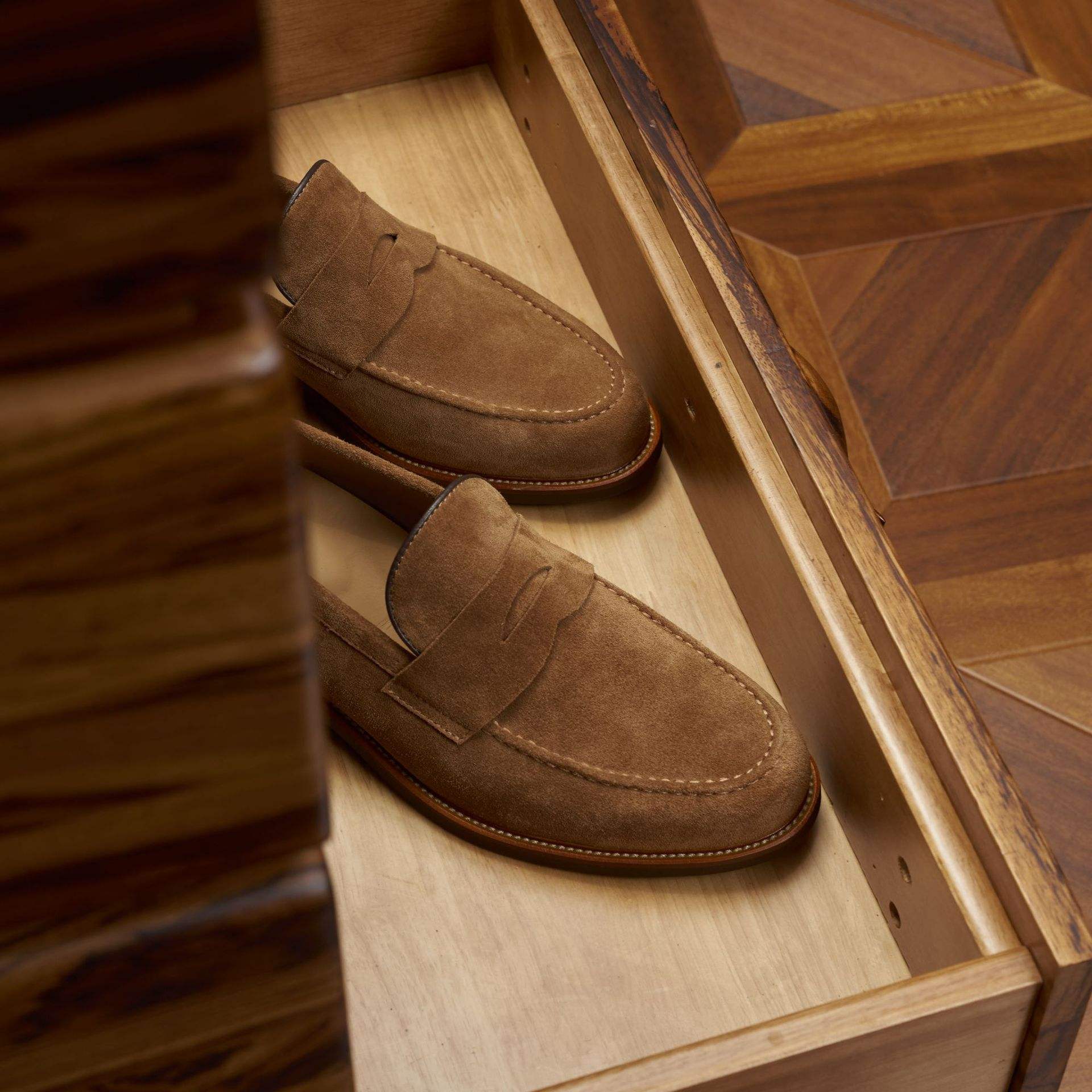 สีน้ำตาล