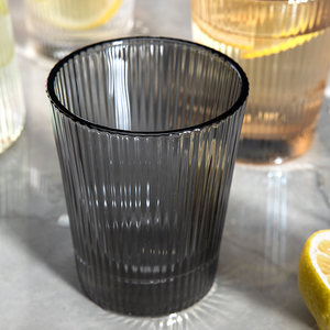 Ensemble de tasses en verre avec cruche pour restaurant lieu d'événement pichet en verre rayé pour la maison carafe à eau avec ensemble de tasses vente en gros - Product Image 2