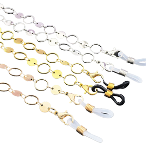 Chaîne de lunettes et accessoire de cou en cercle de sequins super brillant, fait main, combinaison raffinée, tendance et populaire - Product Image 1