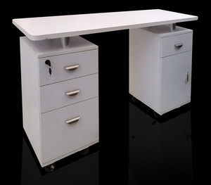 Table de <span class=keywords><strong>manucure</strong></span> de style français moderne avec plateau en verre pour ateliers et centres commerciaux Table de <span class=keywords><strong>manucure</strong></span> en métal durable à vendre - Product Image 2