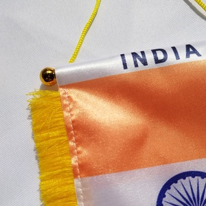 Mini banderín pequeño de <span class=keywords><strong>bandera</strong></span> de la India con estampado de satén para decoraciones de coches de fiesta y suministros para eventos de festivales - Product Image 2