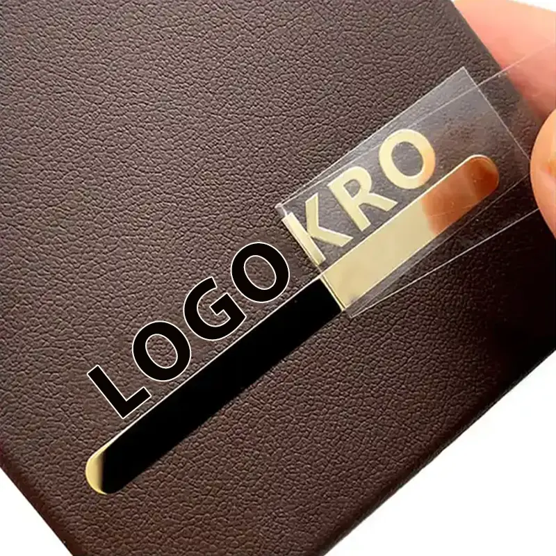 Özel su geçirmez kendinden yapışkanlı isı Metal etiket tasarım 3D vinil kabartmalı Logo Metal Sticker araba Laptop Notebook için