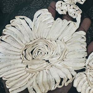 弹力有机欧根纱面料 3D 芙蓉花刺绣婚纱泳衣内衣蕾丝 100% 涤纶家用纺织品 - Product Image 5