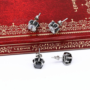 yunnique <b>Stud</b> <b>Earrings</b> <b>Black</b> Stone Claw Setting Titanium Steel Geometric Fashion Jewelry - Product Image 3