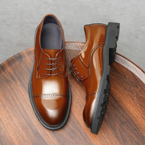 Scarpe Derby <span class=keywords><strong>alte</strong></span> da uomo con spesse Sole a tre punti in vera pelle intagliata in stile britannico Brogue lucido formale - Product Image 2