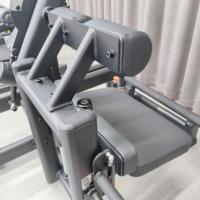 Machine à genoux accroupis en acier ATICOL pour entraînement des fessiers et ponts fessiers, idéale pour la salle de sport