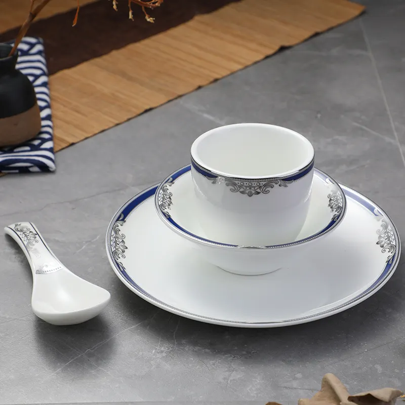 Conjunto de louça azul e branco de porcelana, placa de jantar artesanal com estampa azul flor