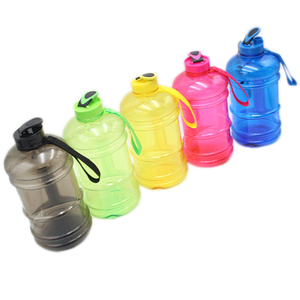 Hot sale new plastic water bottle sports drinking bottle custom color