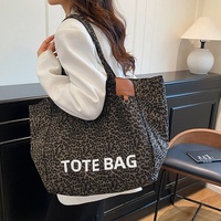 Sac fourre-tout en toile de coton imprimé léopard avec logo personnalisé, grande capacité, sac à bandoulière tendance pour la plage, OEM, été, automne, hiver